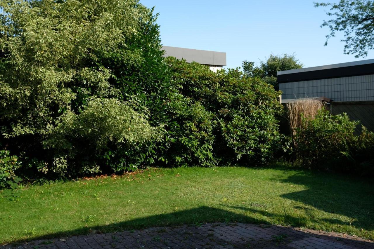 Ruhiges Haus Mit Privatem Garten Halstenbek Eksteriør billede
